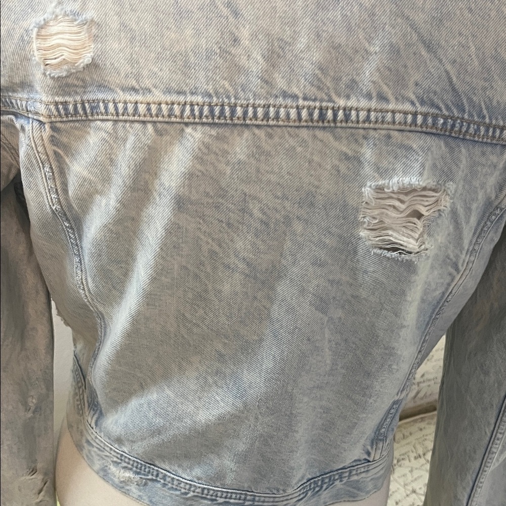 NWT American Eagle Cropped Denim Jacket - Picture 5 of 10
